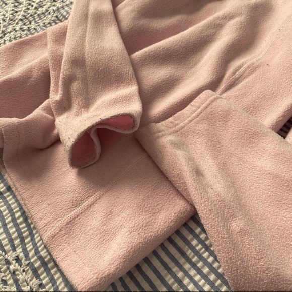 the North Face Quarter Zip - Picture 5 of 6